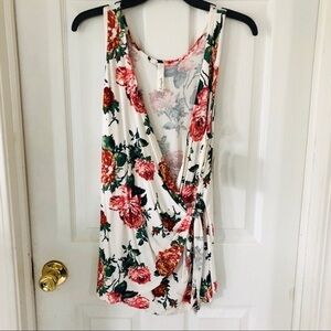 NWT LOVEAPPELLA cream floral wrap stretch shirt size small